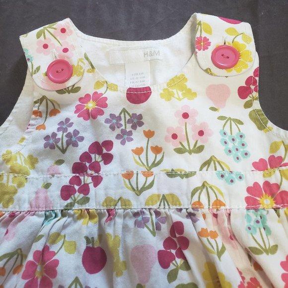H&M Dress Floral Design On White Base Button Closure 100% Cotton 4-6 Month Size - Picture 3 of 3